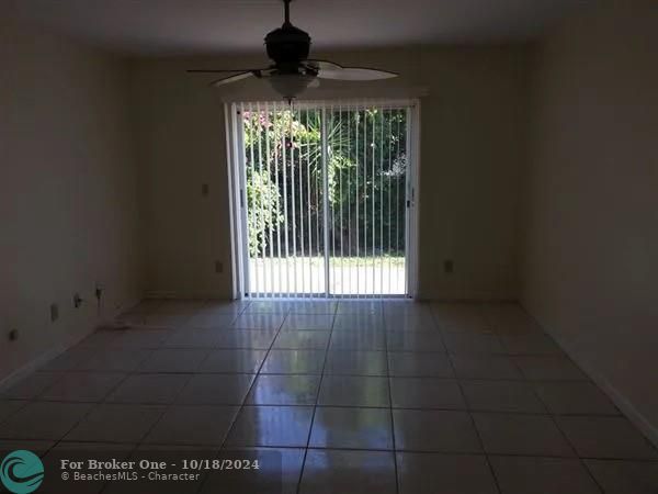 For Sale: $1,600 (1 beds, 1 baths, 6375 Square Feet)