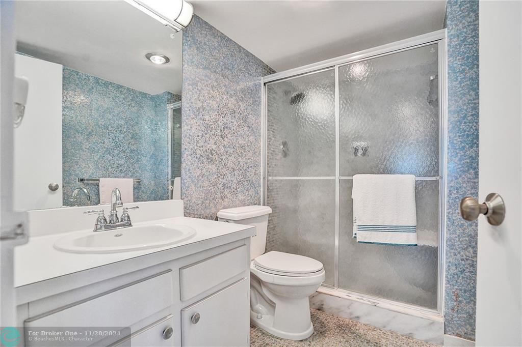 Active With Contract: $3,500 (2 beds, 2 baths, 1796 Square Feet)