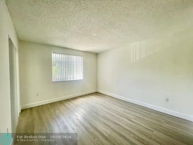 For Rent: $2,100 (2 beds, 2 baths, 1112 Square Feet)