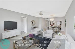 For Sale: $249,900 (2 beds, 2 baths, 984 Square Feet)