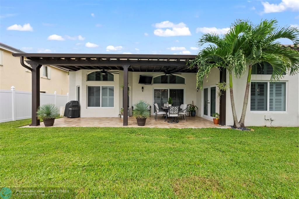 For Sale: $739,900 (3 beds, 2 baths, 2076 Square Feet)