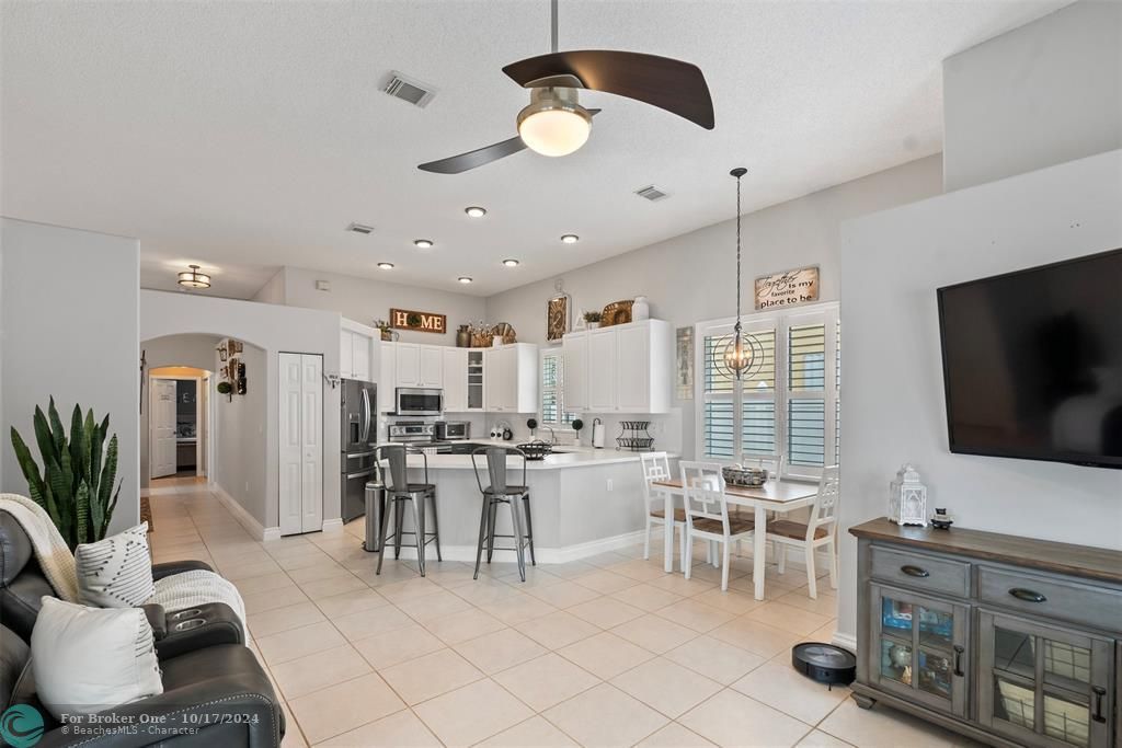 For Sale: $739,900 (3 beds, 2 baths, 2076 Square Feet)