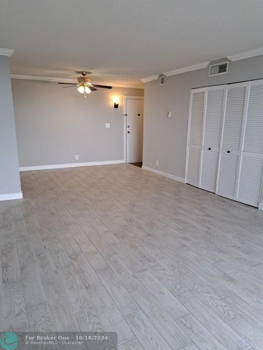 For Rent: $1,600 (1 beds, 1 baths, 822 Square Feet)