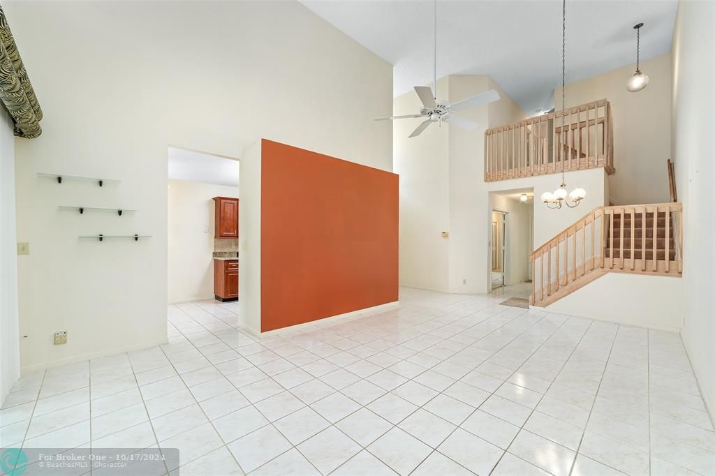 For Sale: $449,900 (3 beds, 2 baths, 1752 Square Feet)