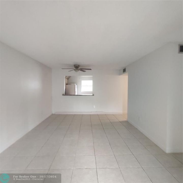 For Sale: $249,777 (2 beds, 2 baths, 1225 Square Feet)