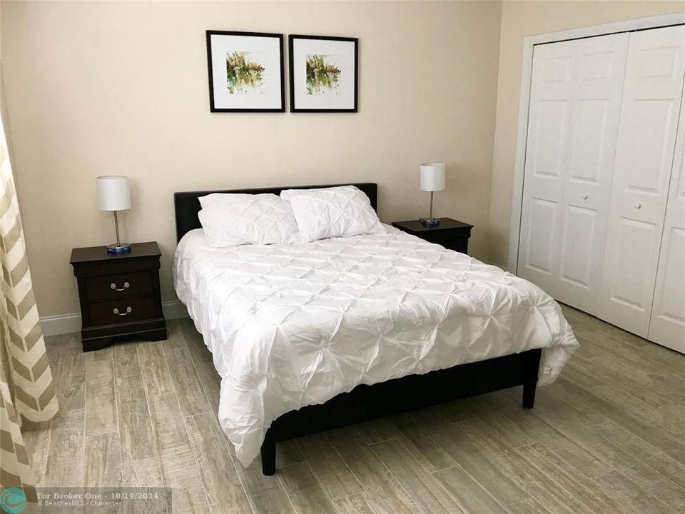 For Rent: $4,500 (1 beds, 1 baths, 800 Square Feet)