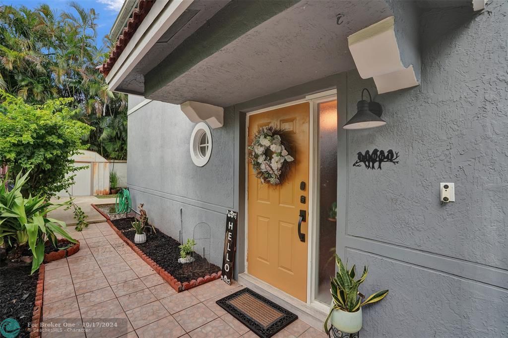 For Sale: $639,000 (4 beds, 2 baths, 2108 Square Feet)