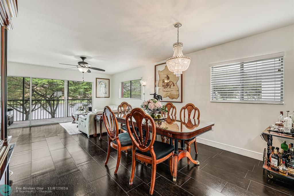 For Sale: $320,000 (2 beds, 2 baths, 1533 Square Feet)