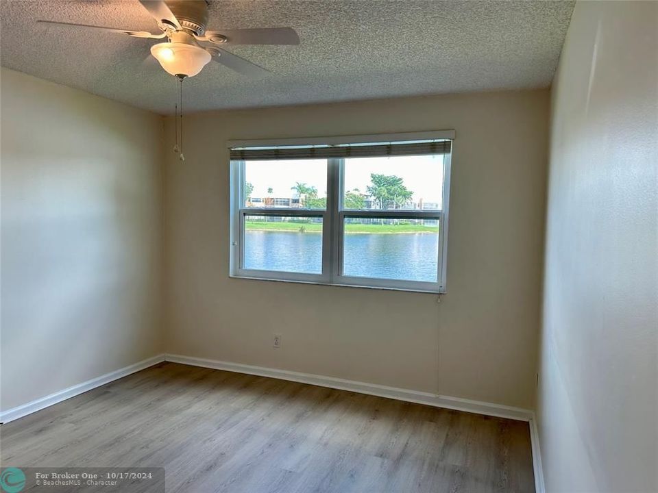 For Sale: $207,000 (2 beds, 2 baths, 1238 Square Feet)