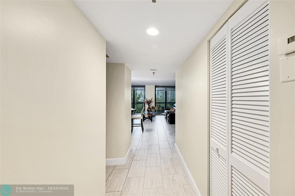 For Sale: $559,788 (2 beds, 2 baths, 1450 Square Feet)