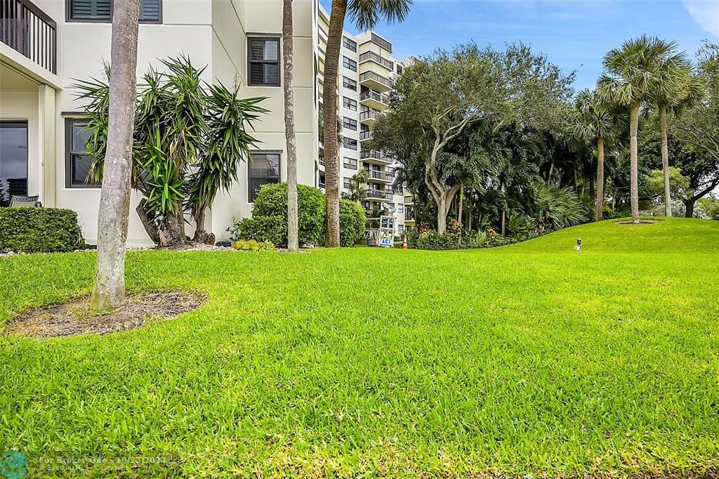 For Sale: $559,788 (2 beds, 2 baths, 1450 Square Feet)