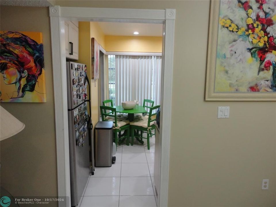 For Sale: $175,000 (2 beds, 2 baths, 1116 Square Feet)