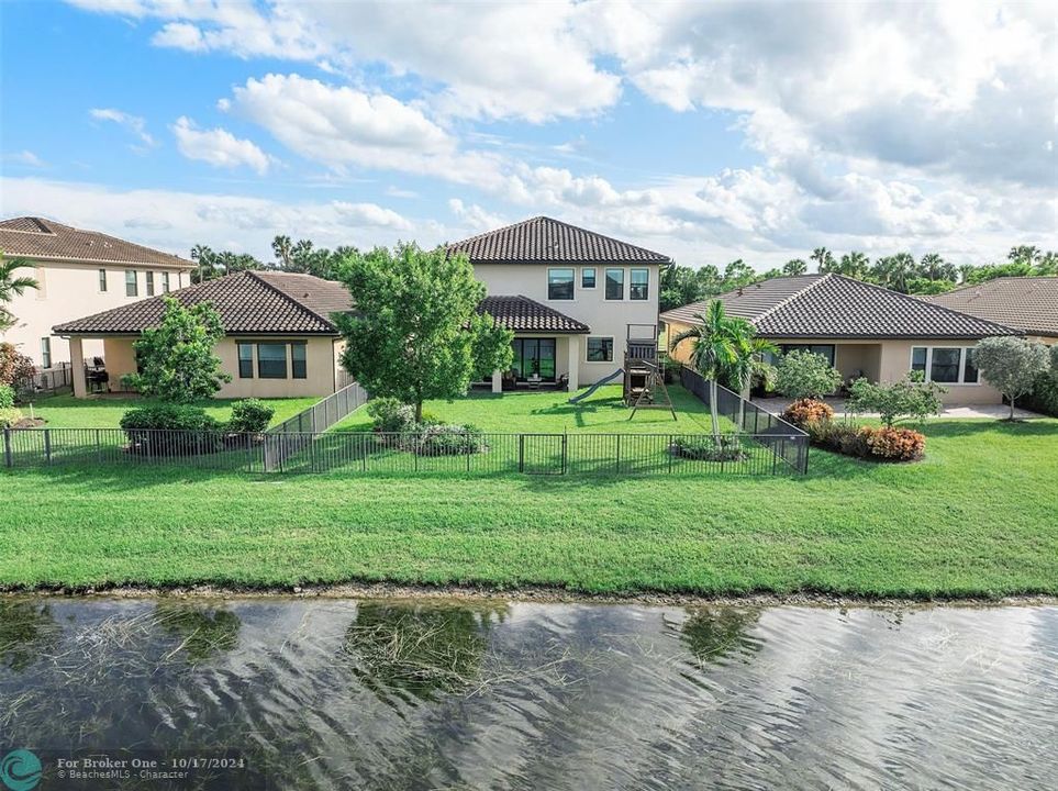 For Sale: $1,374,900 (4 beds, 3 baths, 3714 Square Feet)