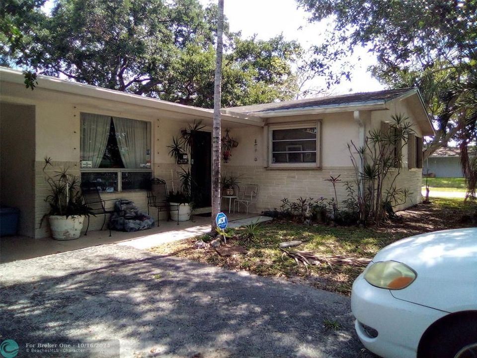 For Sale: $597,700 (3 beds, 2 baths, 1526 Square Feet)