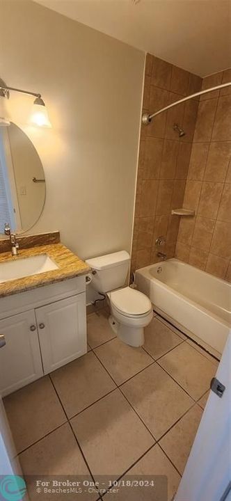 For Rent: $2,250 (2 beds, 2 baths, 808 Square Feet)