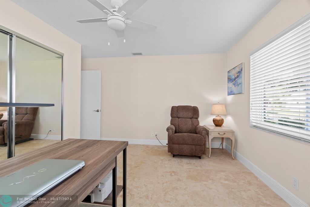 For Sale: $459,900 (2 beds, 2 baths, 1594 Square Feet)