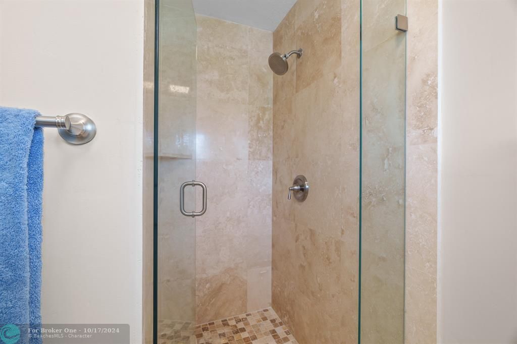 For Sale: $459,900 (2 beds, 2 baths, 1594 Square Feet)