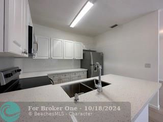 For Rent: $2,600 (3 beds, 2 baths, 1332 Square Feet)