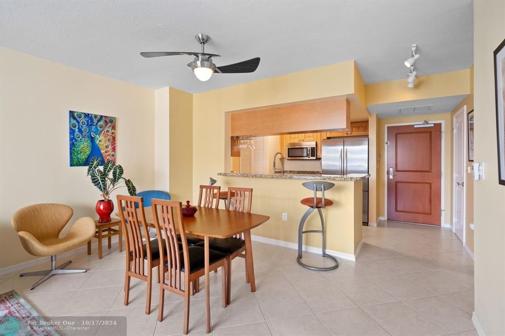 For Sale: $483,450 (1 beds, 1 baths, 820 Square Feet)