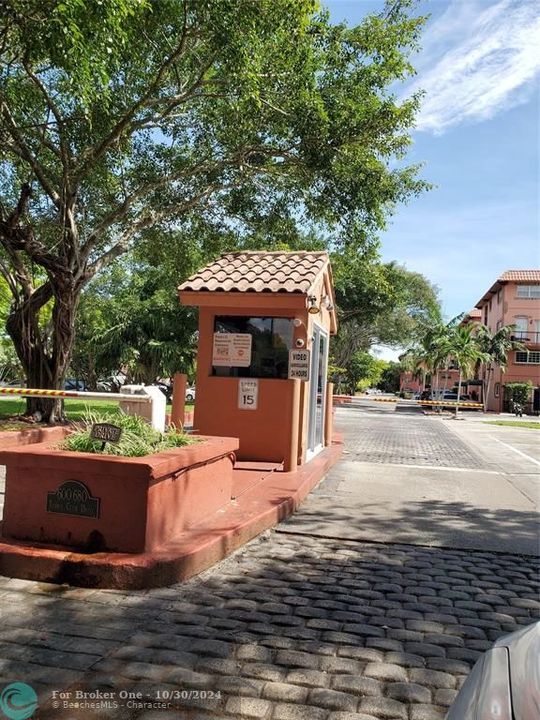 En Venta: $369,000 (2 camas, 2 baños, 1496 Pies cuadrados)