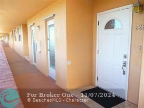 For Rent: $1,900 (2 beds, 2 baths, 984 Square Feet)