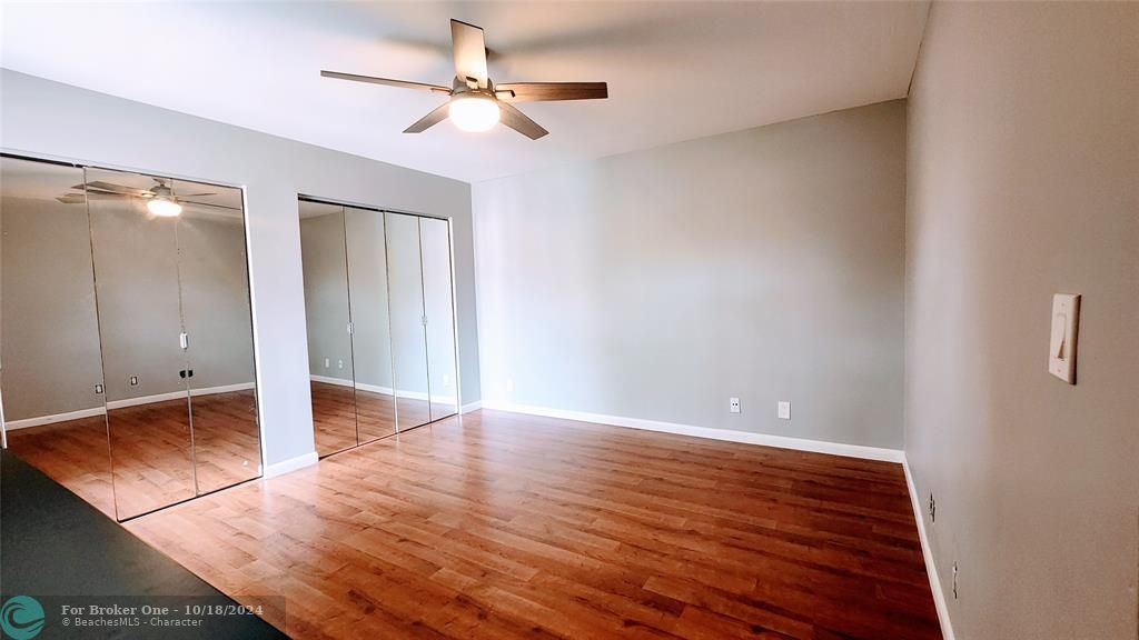 For Rent: $2,800 (3 beds, 2 baths, 1434 Square Feet)