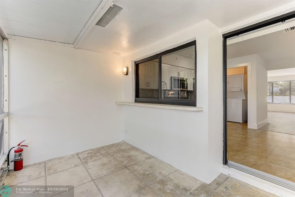 For Sale: $2,995 (2 beds, 2 baths, 1170 Square Feet)