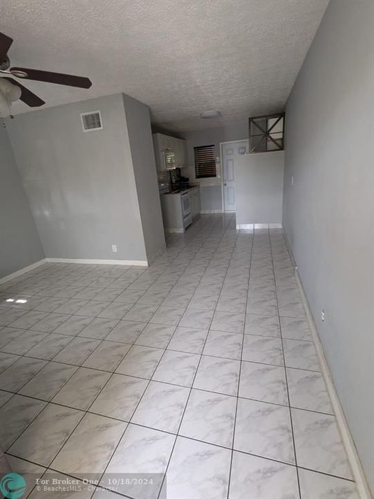 For Sale: $1,990 (2 beds, 1 baths, 2916 Square Feet)