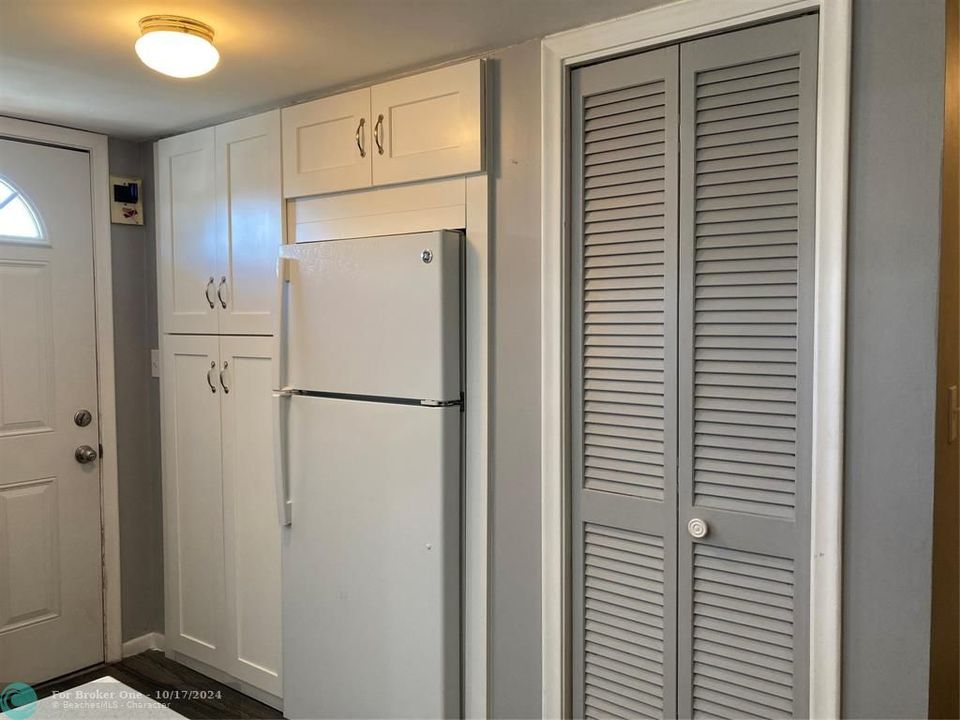 For Sale: $189,000 (2 beds, 2 baths, 1272 Square Feet)