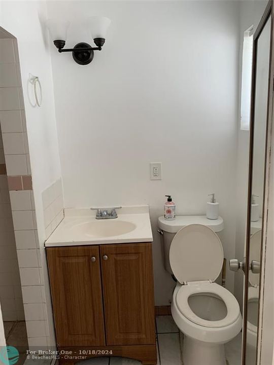 For Rent: $1,550 (1 beds, 1 baths, 550 Square Feet)