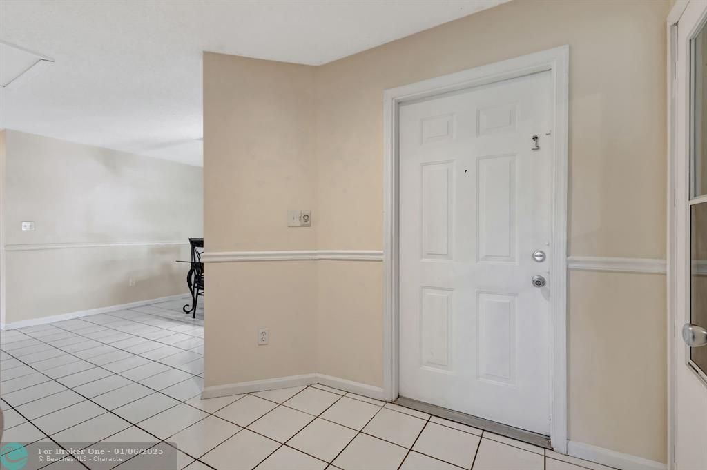 For Sale: $478,500 (3 beds, 2 baths, 1449 Square Feet)