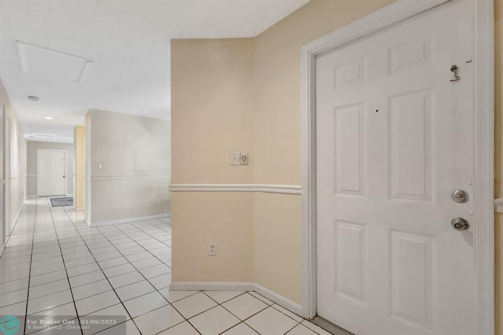 For Sale: $478,500 (3 beds, 2 baths, 1449 Square Feet)