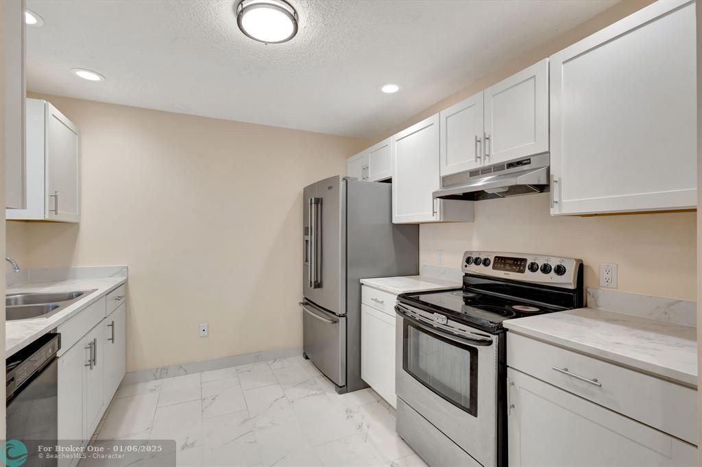 For Sale: $478,500 (3 beds, 2 baths, 1449 Square Feet)