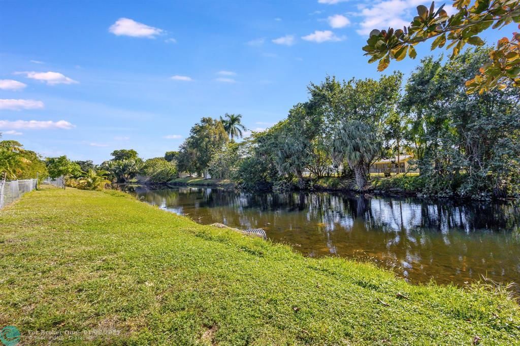 For Sale: $478,500 (3 beds, 2 baths, 1449 Square Feet)