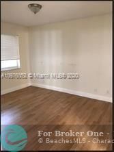 For Rent: $1,900 (2 beds, 1 baths, 920 Square Feet)