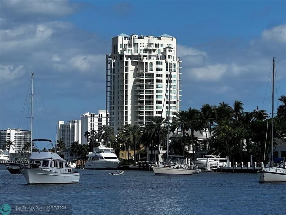 For Sale: $3,888,000 (3 beds, 3 baths, 3488 Square Feet)