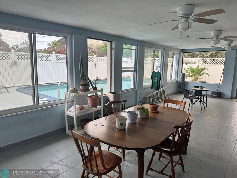 For Sale: $529,900 (2 beds, 2 baths, 2248 Square Feet)