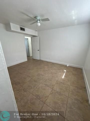 For Rent: $1,895 (2 beds, 1 baths, 897 Square Feet)