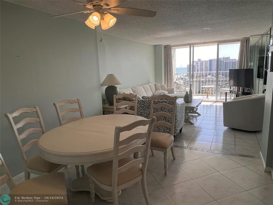 For Rent: $3,500 (1 beds, 1 baths, 721 Square Feet)