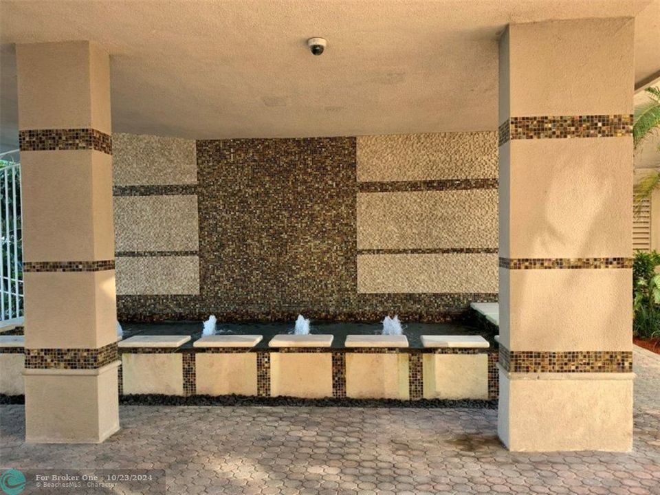 En Venta: $565,000 (1 camas, 1 baños, 811 Pies cuadrados)