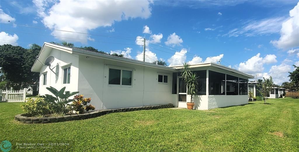 En Venta: $369,000 (2 camas, 2 baños, 1078 Pies cuadrados)