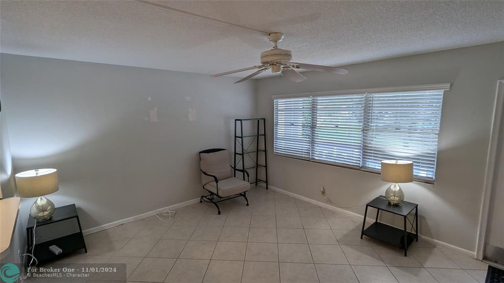 For Rent: $1,695 (1 beds, 1 baths, 719 Square Feet)