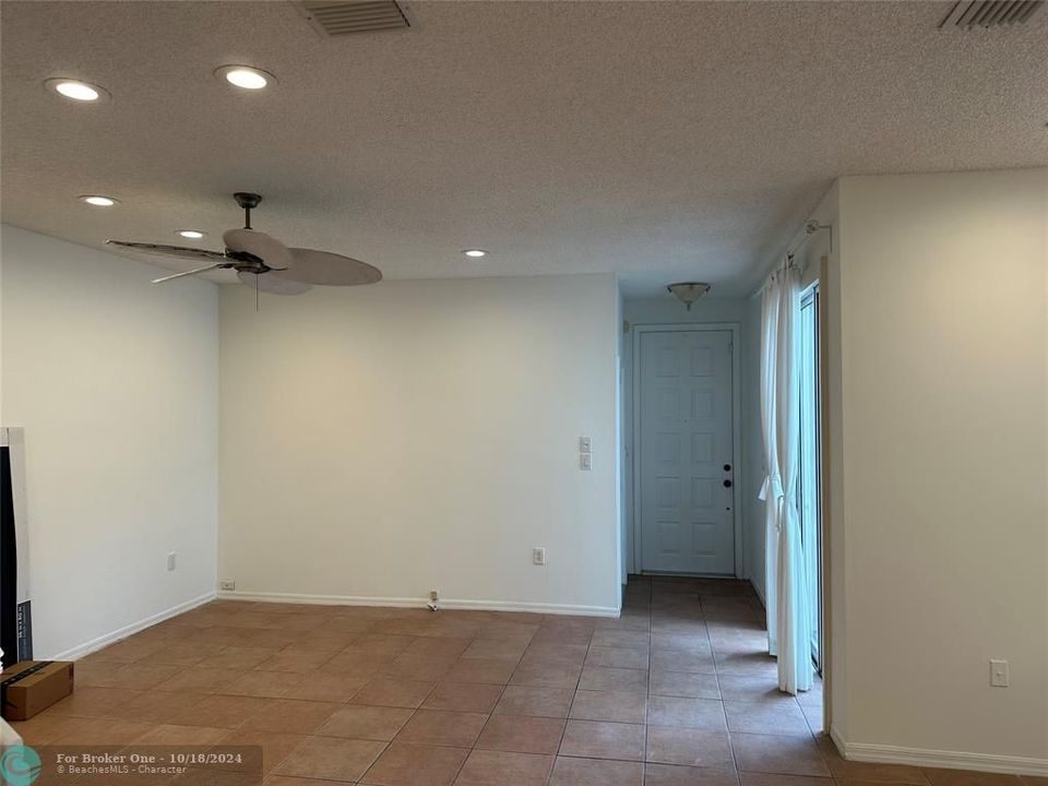 For Rent: $3,695 (3 beds, 2 baths, 1748 Square Feet)