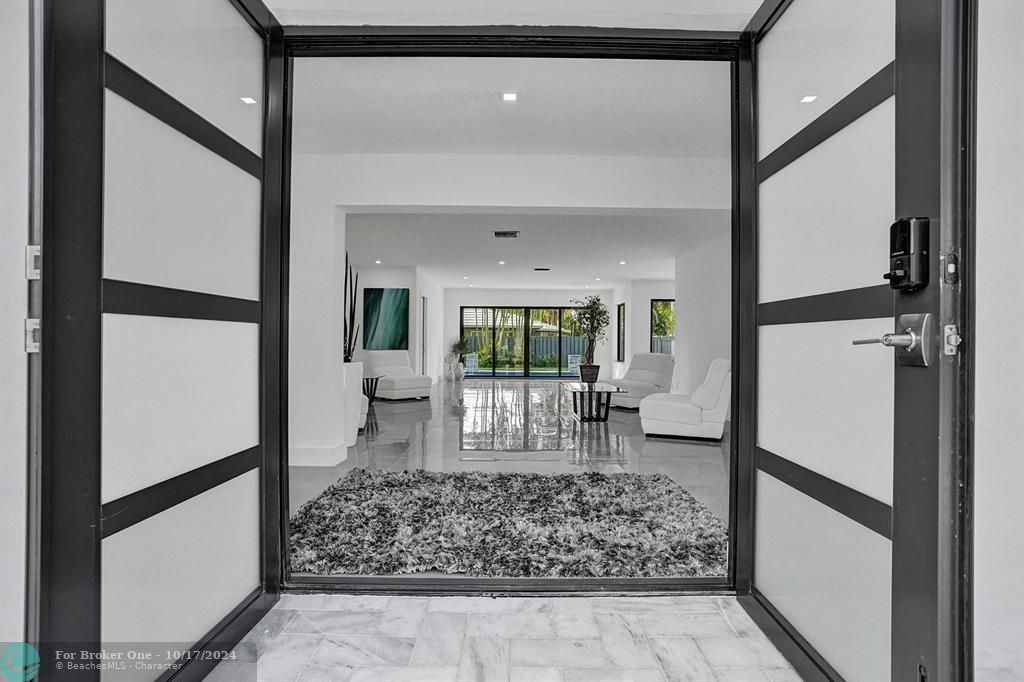 En Venta: $1,799,990 (3 camas, 3 baños, 2224 Pies cuadrados)