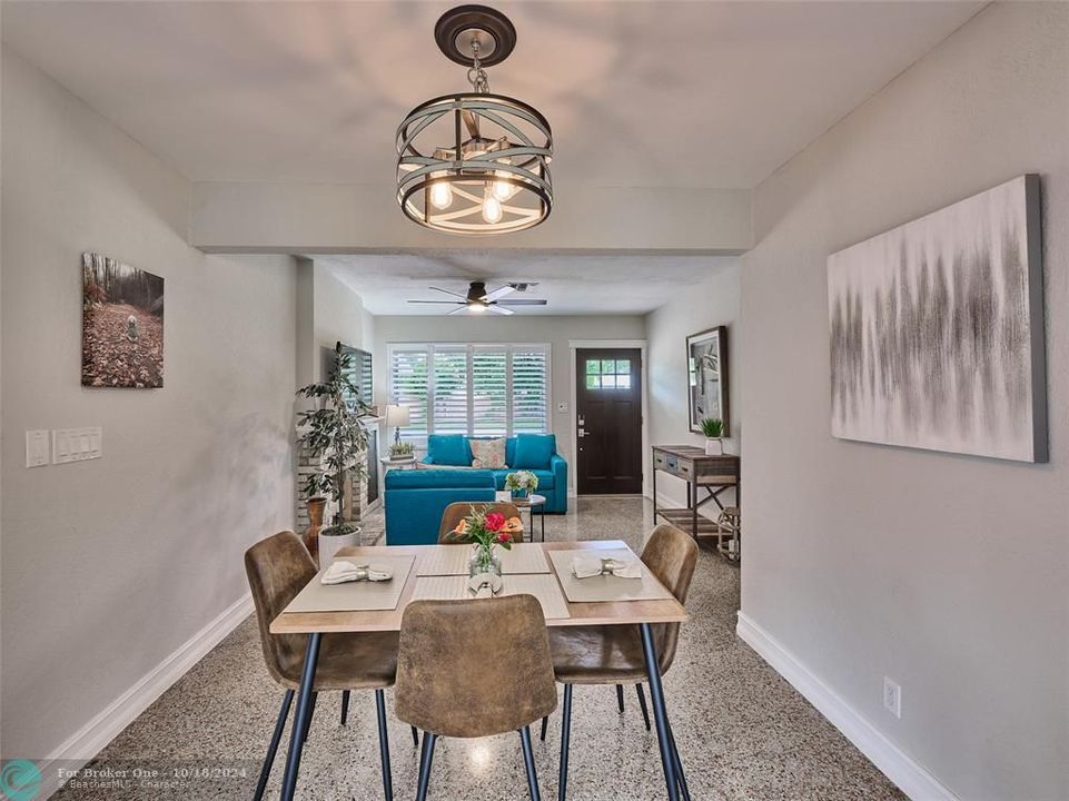 For Sale: $624,900 (2 beds, 2 baths, 1196 Square Feet)