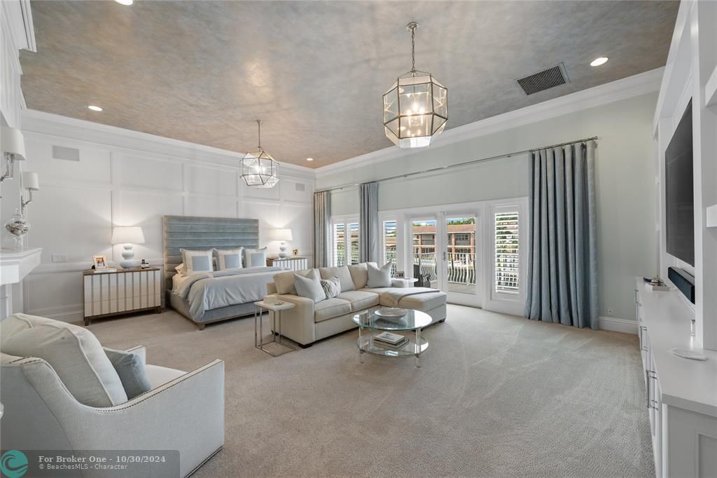 For Sale: $7,999,990 (5 beds, 4 baths, 7358 Square Feet)