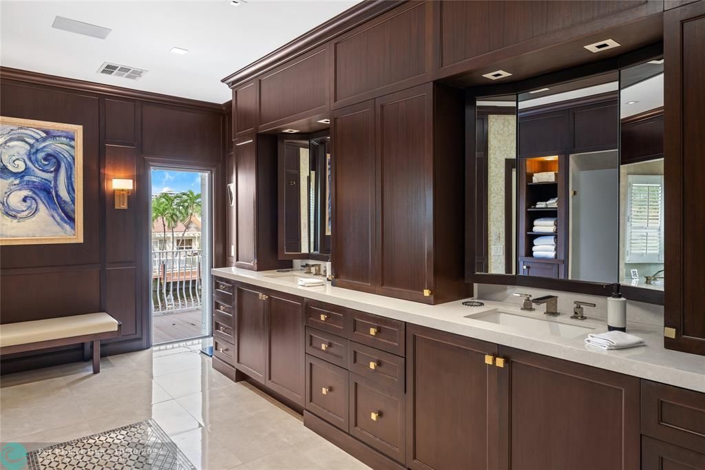 For Sale: $7,999,990 (5 beds, 4 baths, 7358 Square Feet)