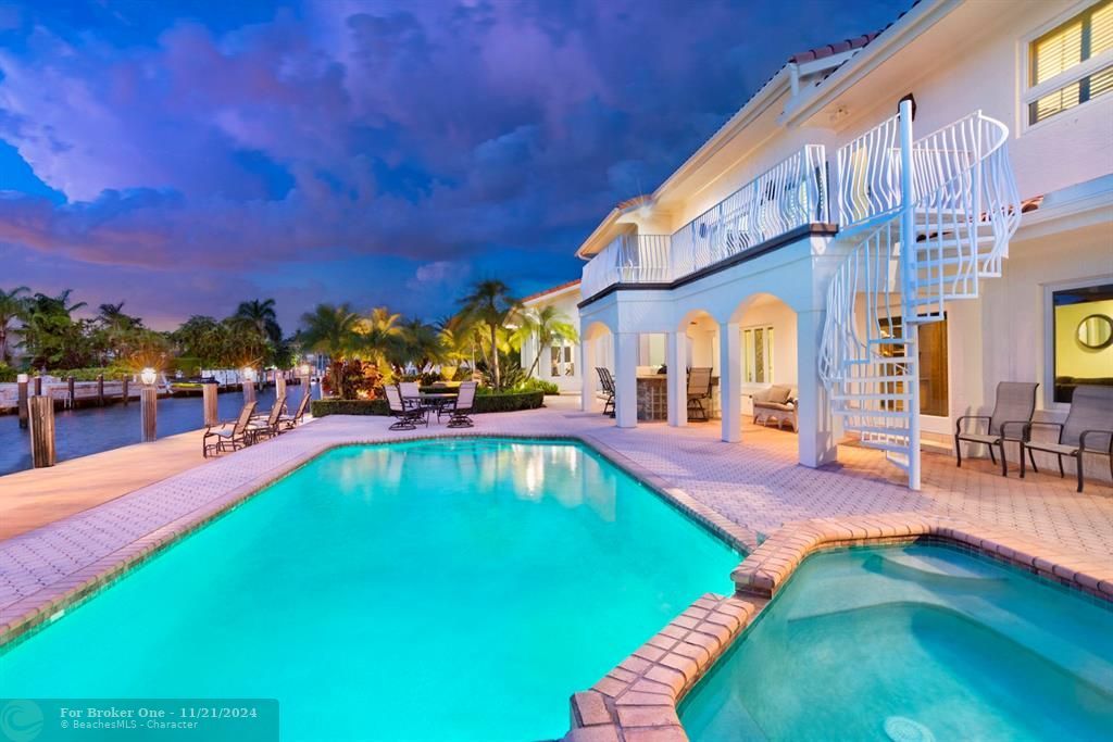 For Sale: $7,999,990 (5 beds, 4 baths, 7358 Square Feet)