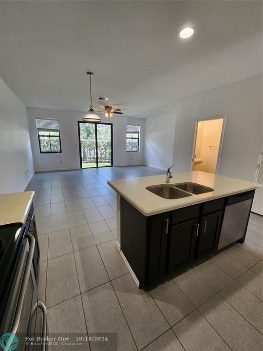 For Rent: $3,000 (3 beds, 2 baths, 1535 Square Feet)