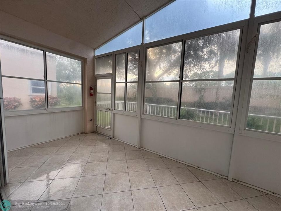 En Venta: $368,000 (2 camas, 2 baños, 1434 Pies cuadrados)